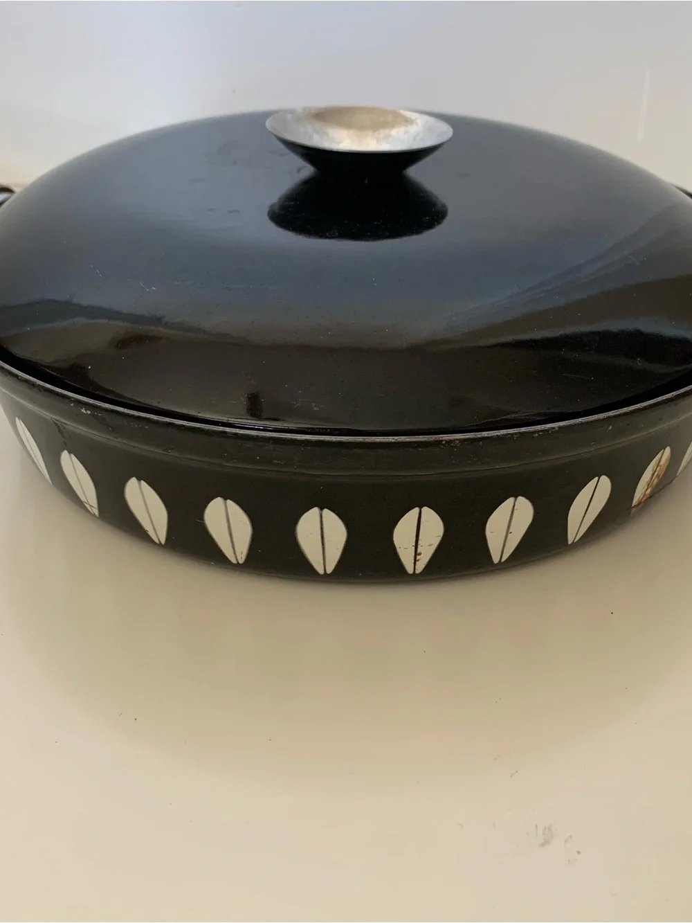 Cathrineholm Holm Black White Lotus Fry Pan Skillet With Wood Handle and Lid